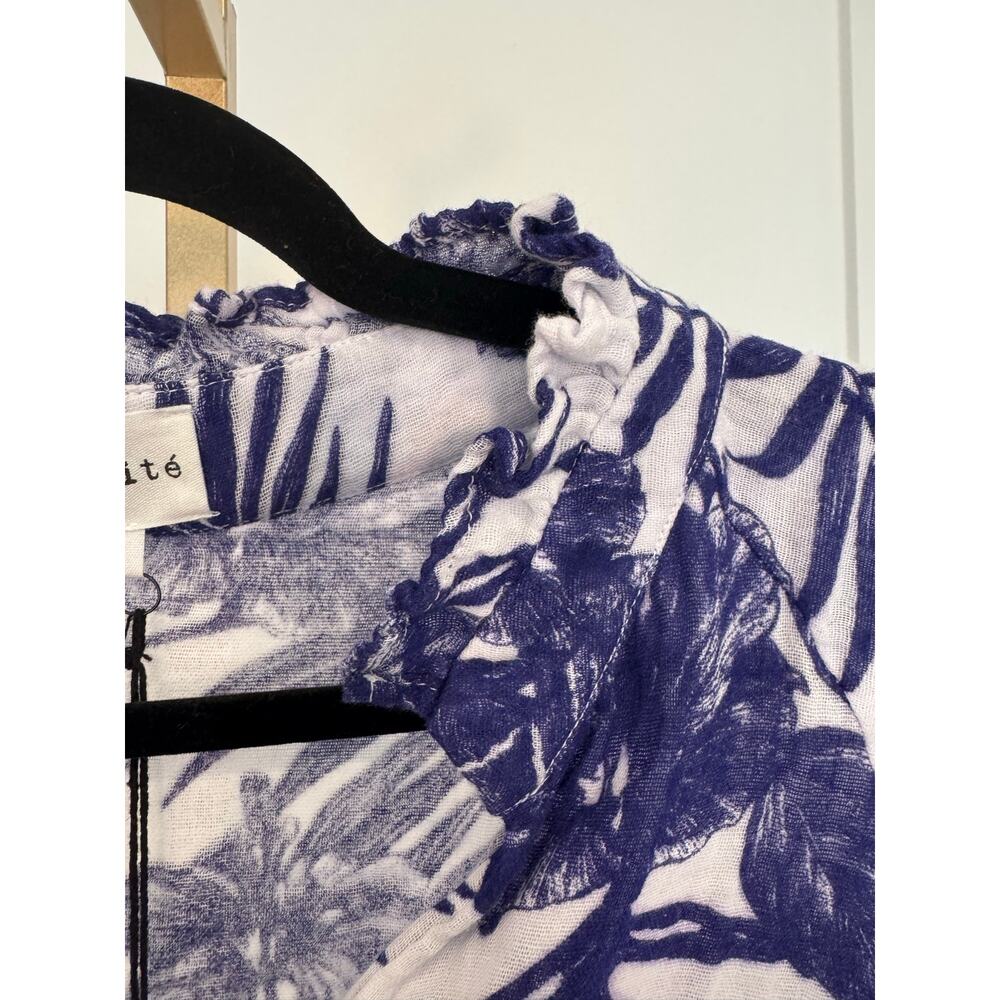 Felicite | The Ruffle Neck - Picture 5 of 9